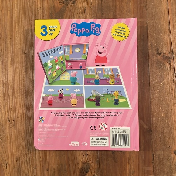 Peppa Pig storybook, figurines and play mat set - Picture 4 of 7